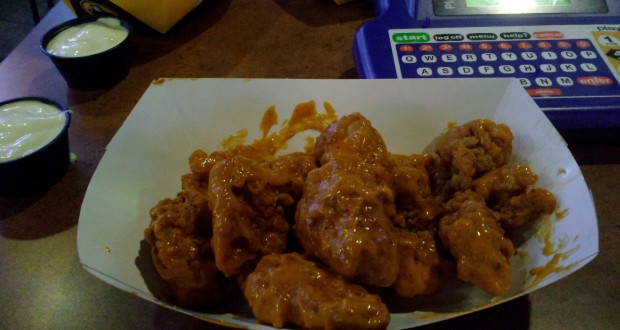 Buffalo Wild Wings Grill & Bar Review – August 21, 2013